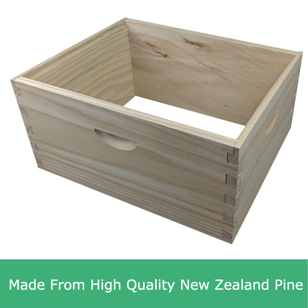8 Frame Full Depth Beehive Super/Box Kit Including Frames and Foundation