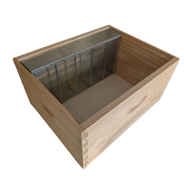 Double Queen Bee Isolation Containment Cage